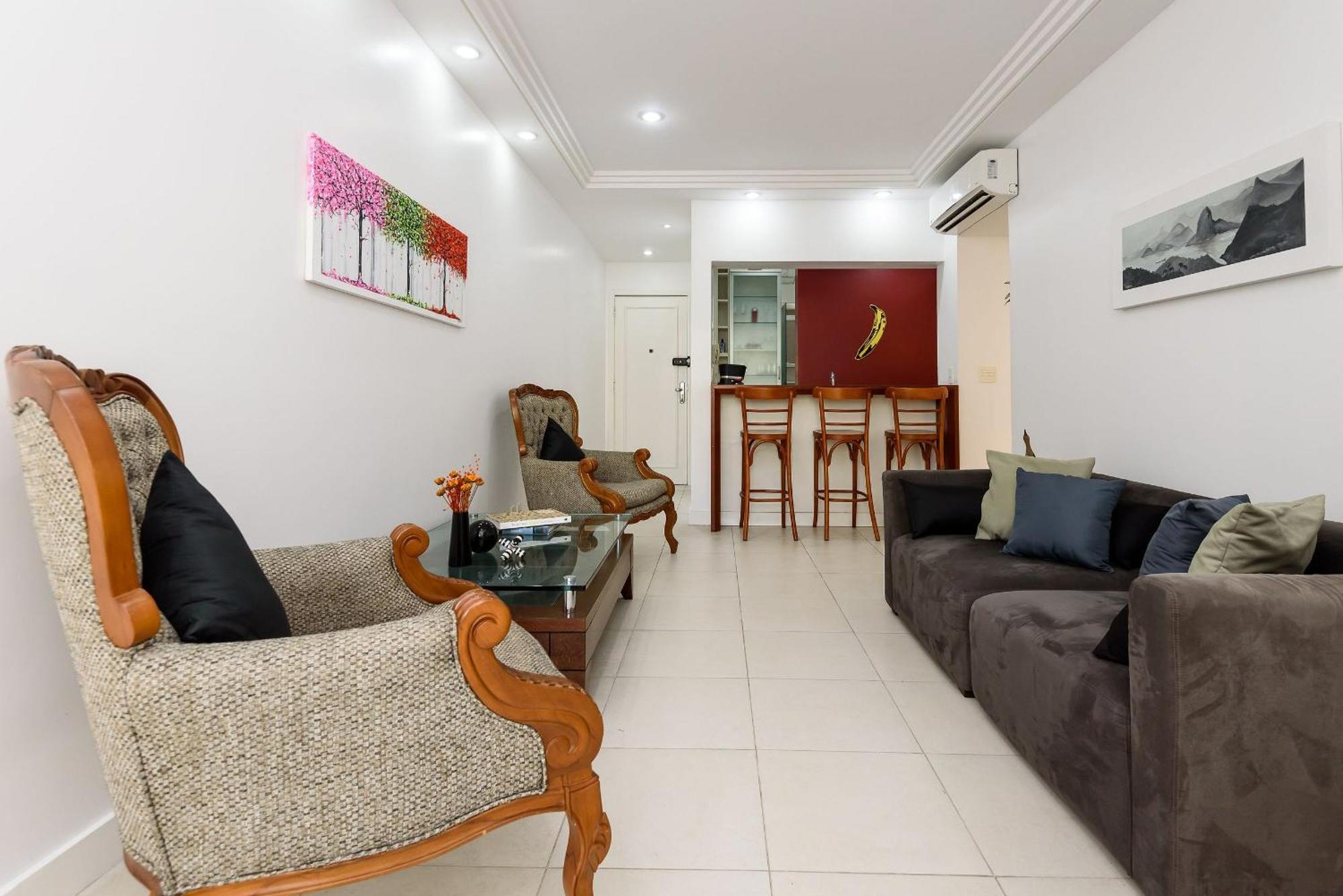Charme Carioca Com 3 Quartos Em Ipanema|gc 126/503 *