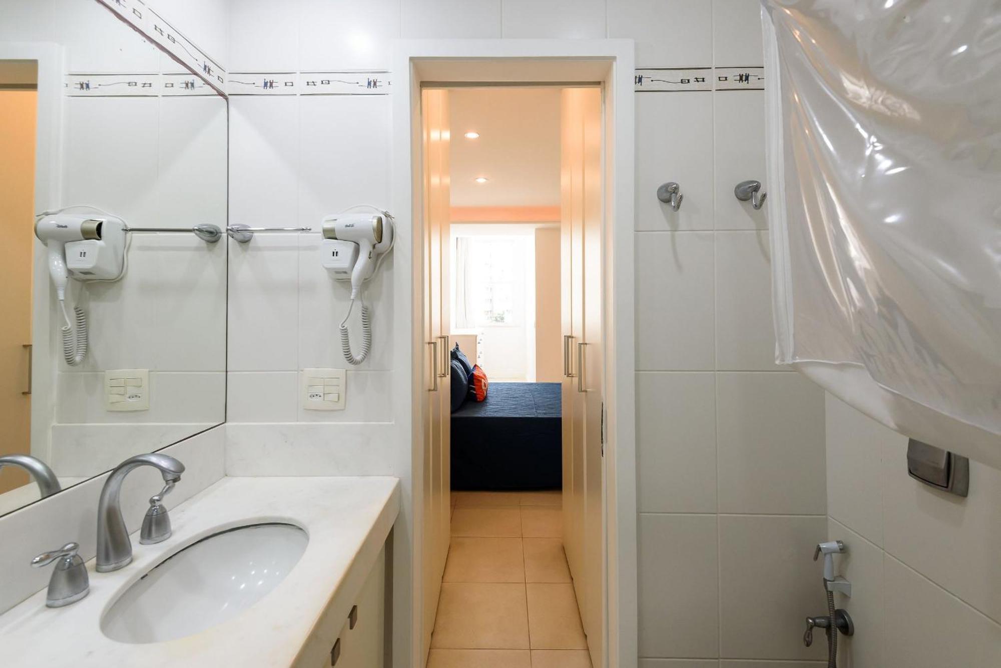 Apartamento Charme Carioca Com 3 Quartos Em Ipanema|gc 126/503
