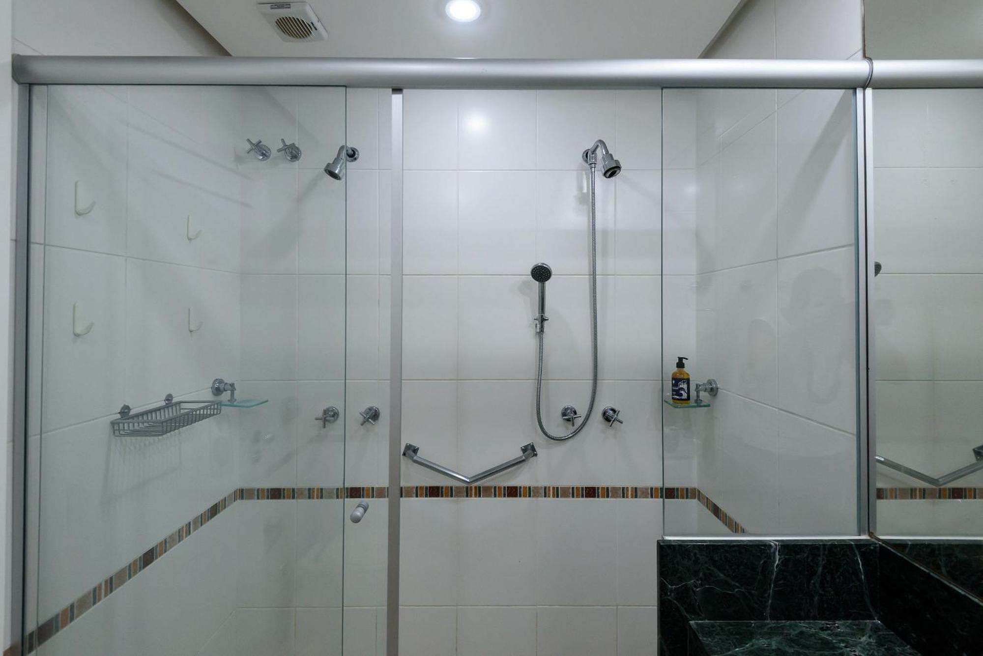 Charme Carioca Com 3 Quartos Em Ipanema|gc 126/503 Apartamento *
