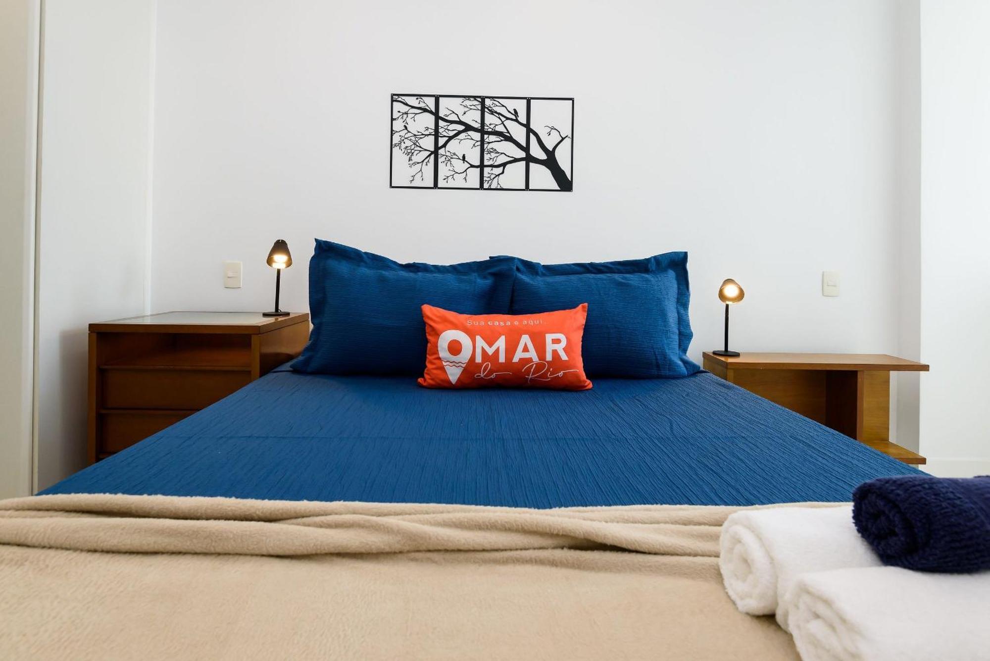 Apartamento Charme Carioca Com 3 Quartos Em Ipanema|gc 126/503 *