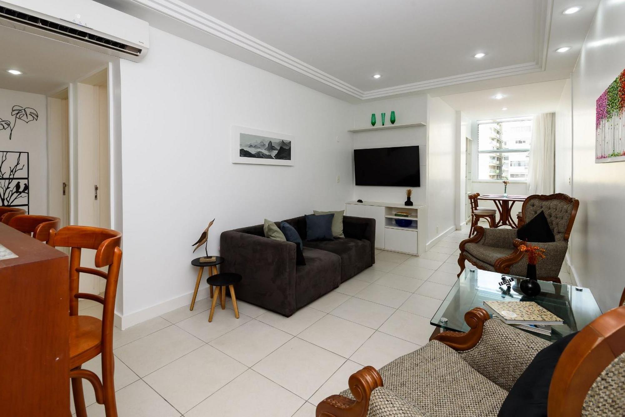 Charme Carioca Com 3 Quartos Em Ipanema|gc 126/503 * Rio de Janeiro